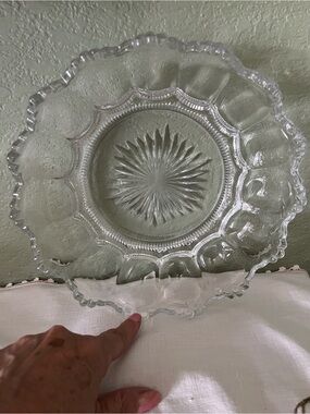 Antique EAPG Clear Manganese Glass Bowl – Scalloped Edge, UV Reactive 9”